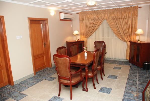/web/uploads/116/Welcome Centre Hotels/room-photos/Penthouse  (Double Occupancy: 203050)/Penthouse-Suite-Dinning-Area.jpg